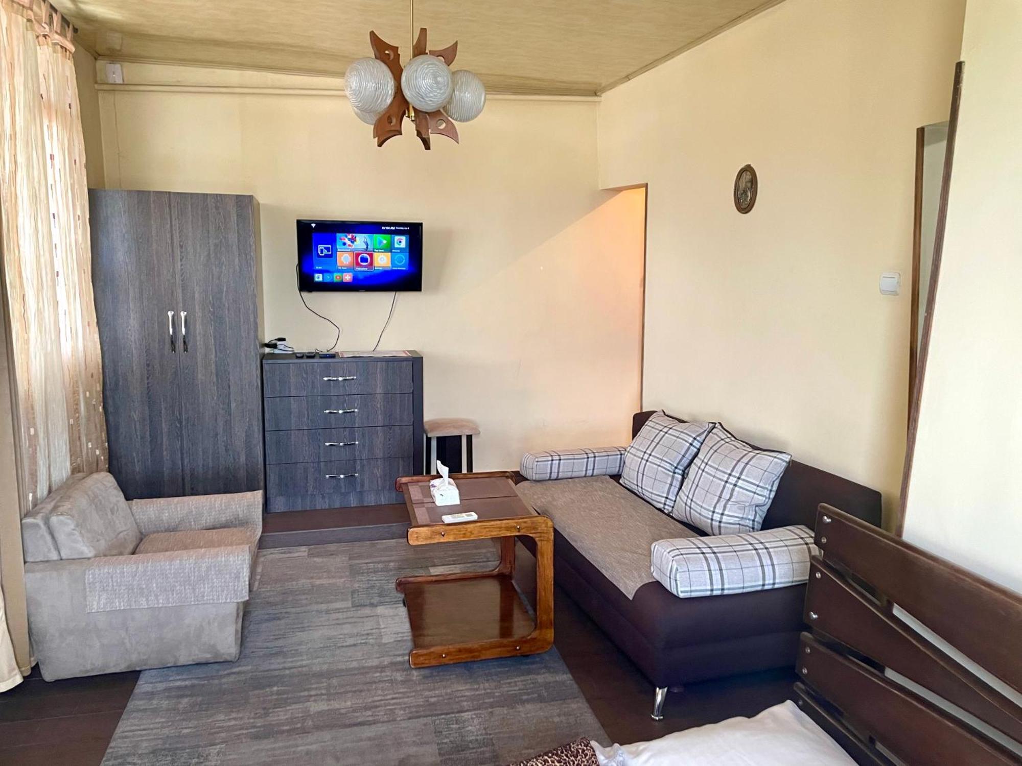 Cozystudio Jerevan Exteriör bild